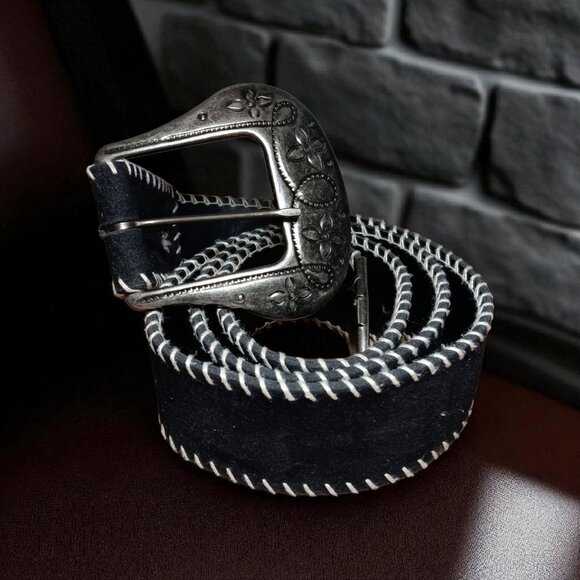 VTG Western Style Belt Black Felted White Stitched Womens Steel Buckle 32" Waist - Picture 3 of 6